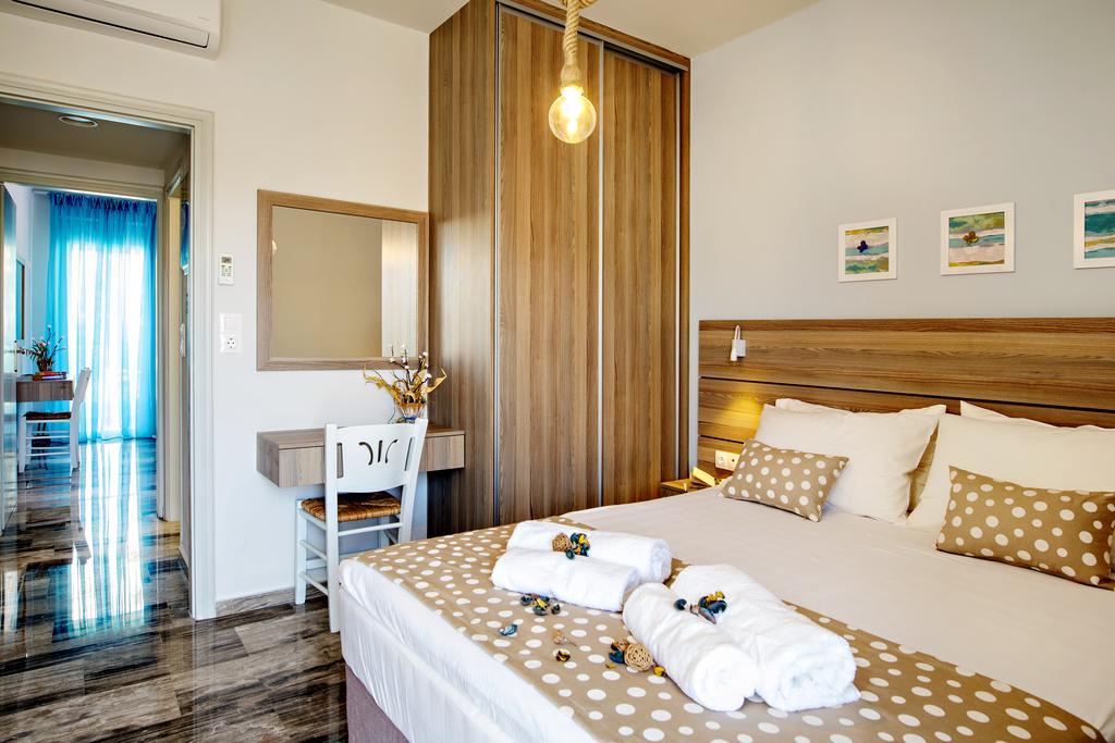 Beachside Apartment In Plakias Centre! Exterior foto
